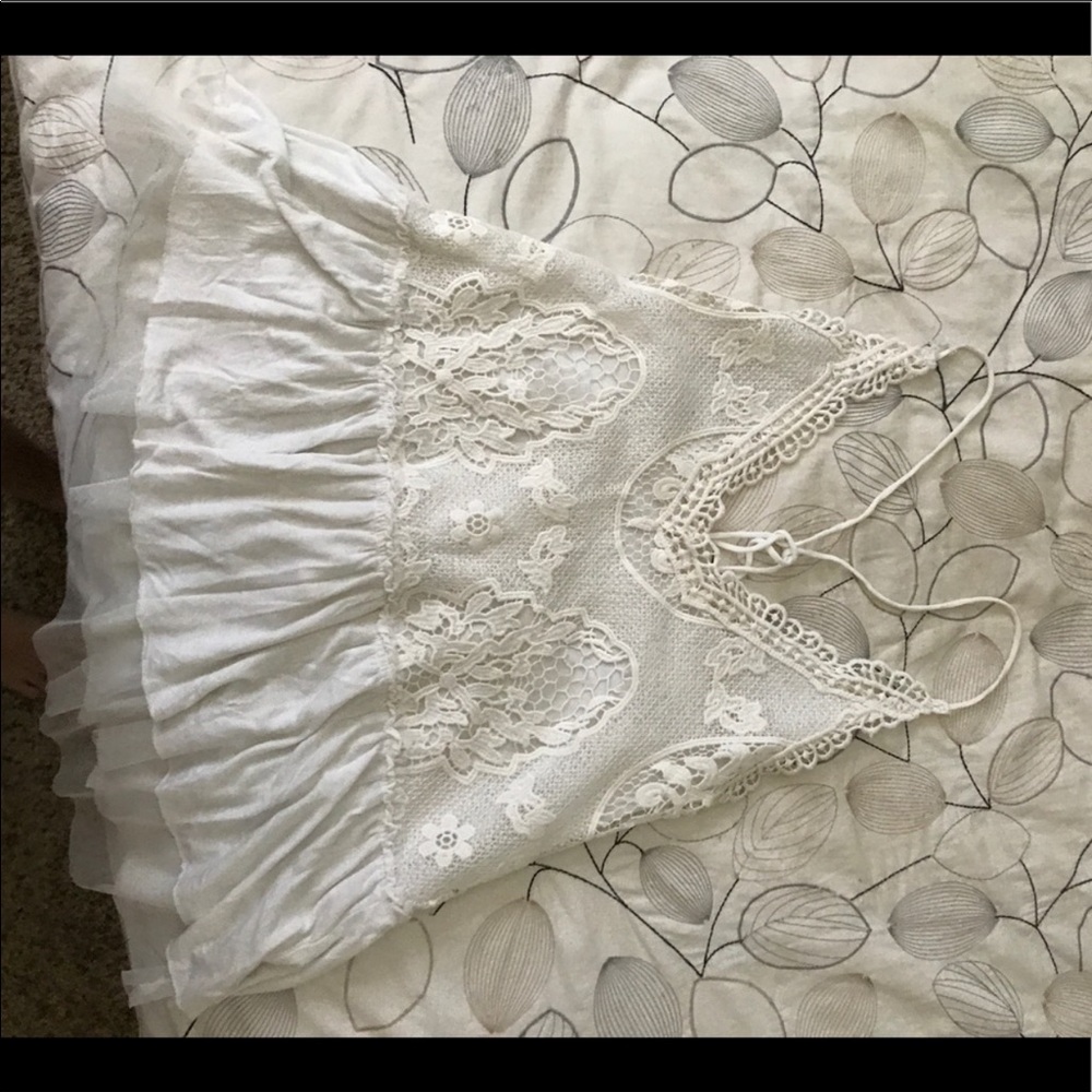 Cream small top